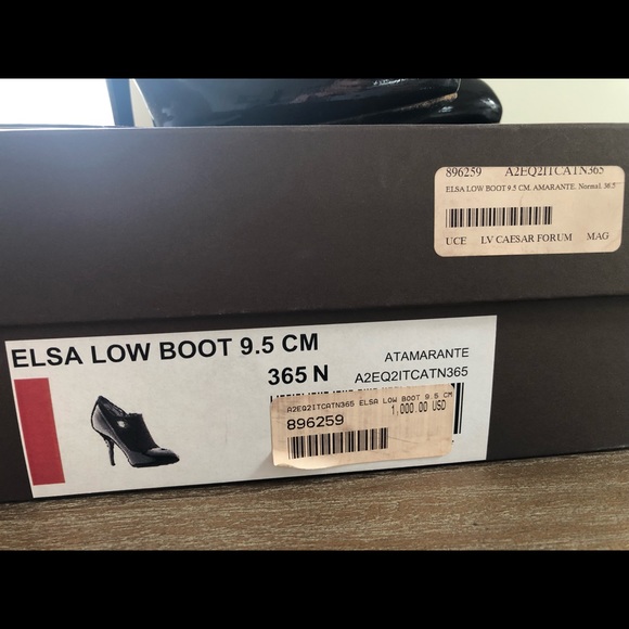 Louis Vuitton Elsa Low Booties - Picture 2 of 8